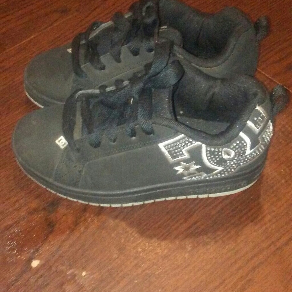 Girls DC shoes